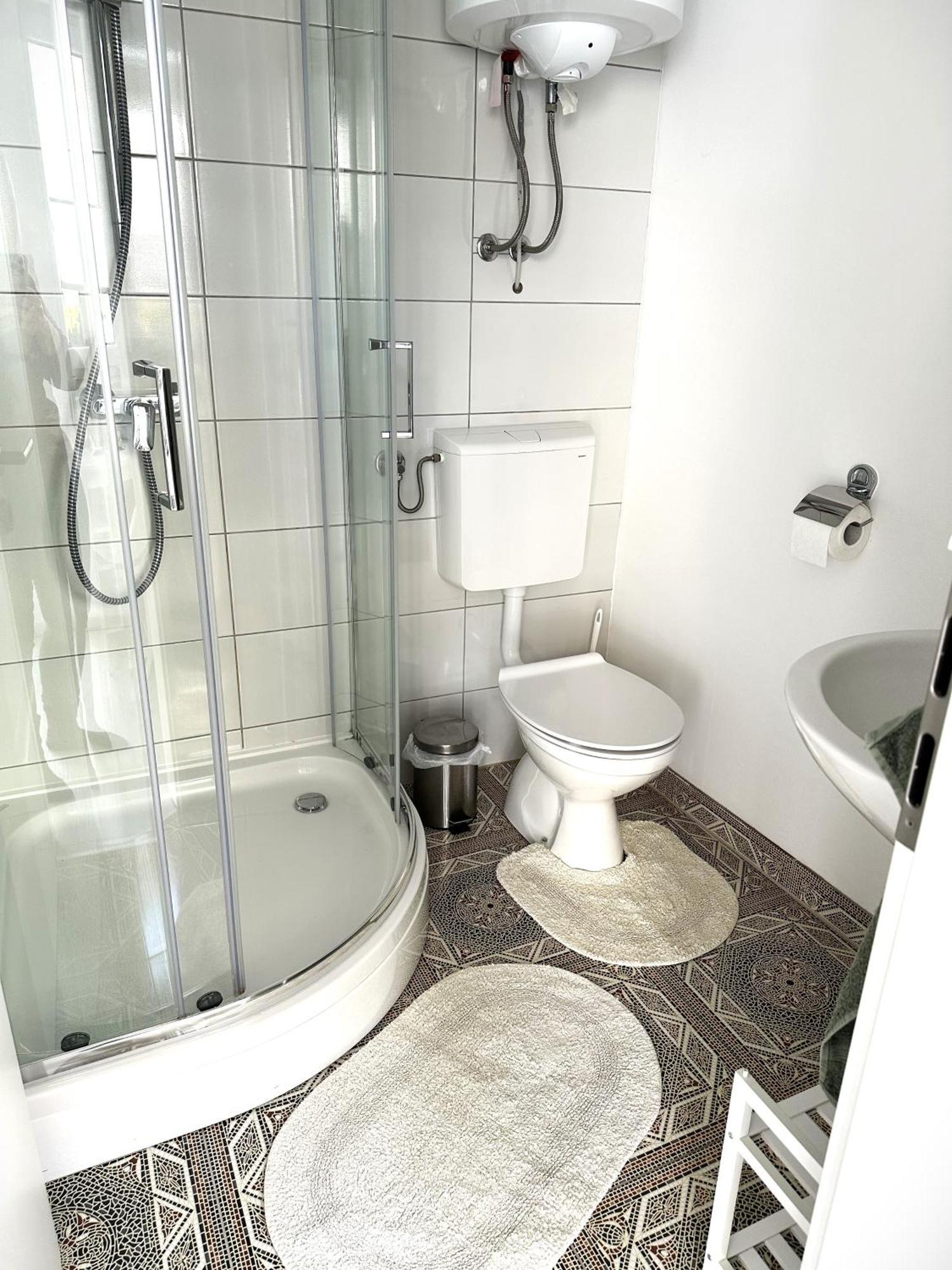 Om Yoga Center Apartman Beszterce Kültér fotó